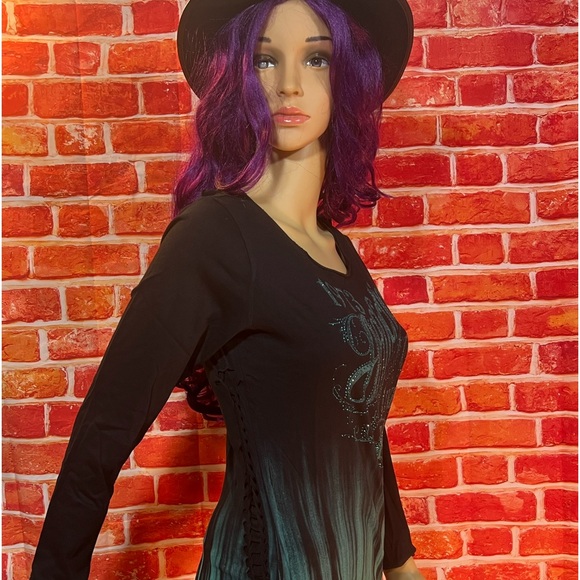 Affliction Women’s T-Shirt - Picture 9 of 12